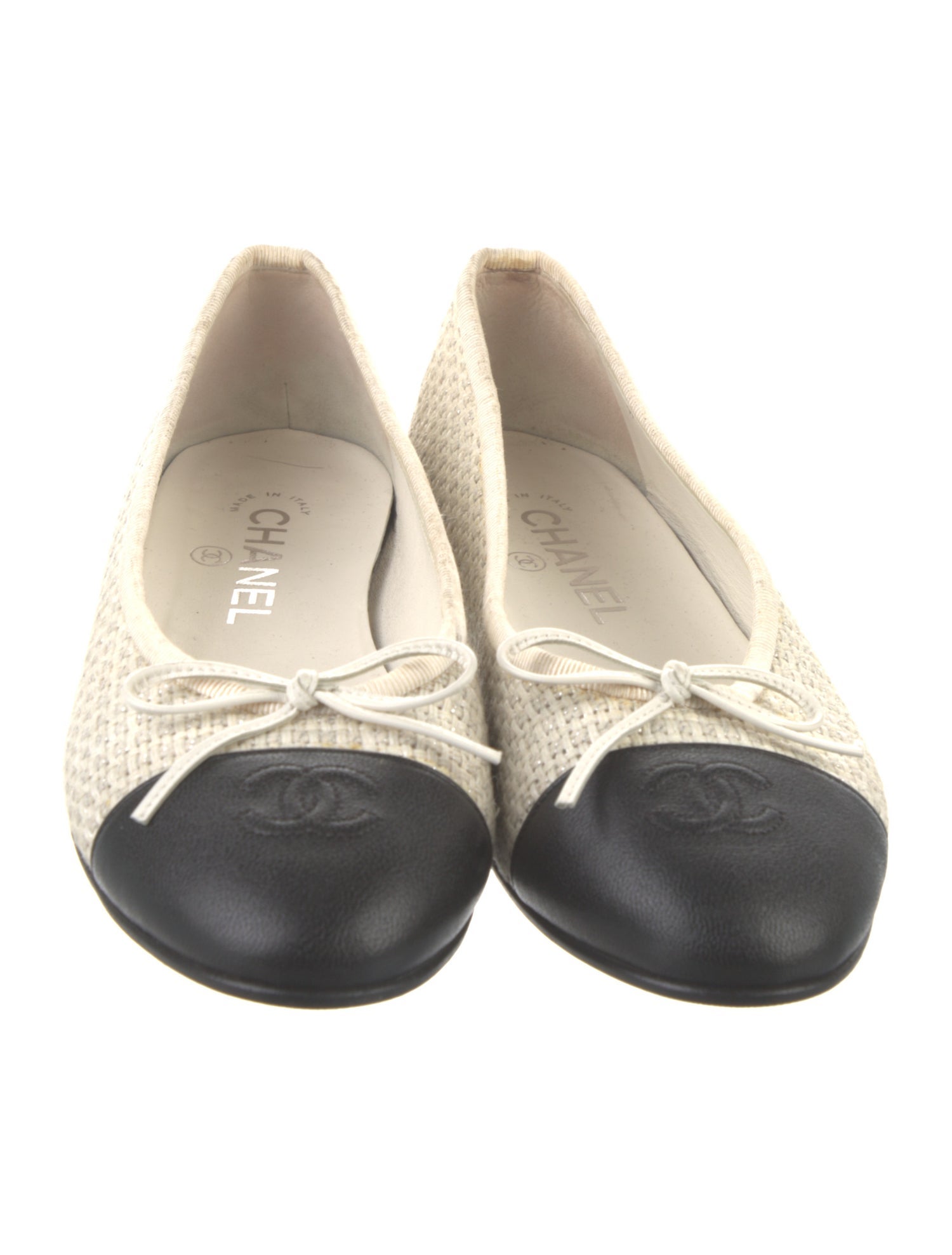 Chanel 2017 Interlocking CC Logo Ballet Flats